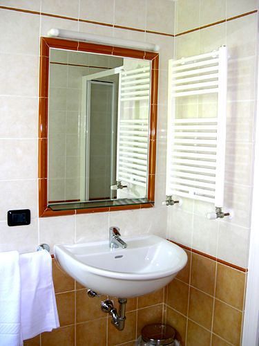 Hotel Fontana Rubiera Eksteriør billede
